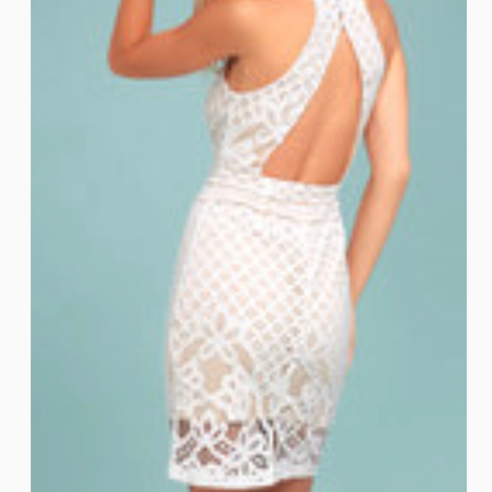 NWT Lulu’s white lace dress